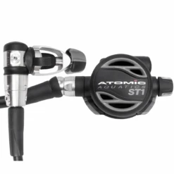 Atomic ST1 Swivel Sealed Regulator, Adjustable Second Stage (Yoke)